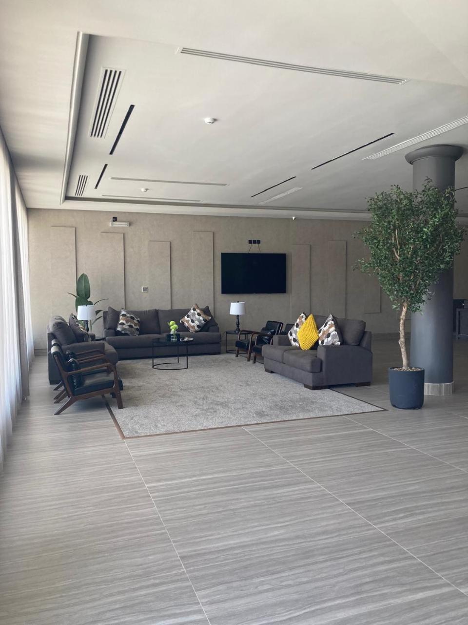 Land Walk Al Aqiq Aparthotel Riyadh Exteriör bild