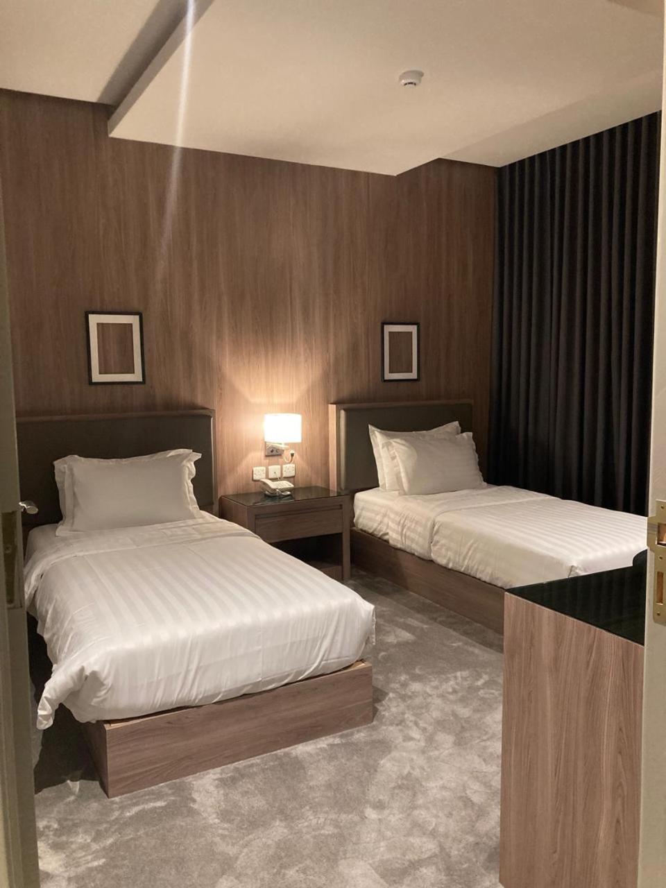 Land Walk Al Aqiq Aparthotel Riyadh Exteriör bild
